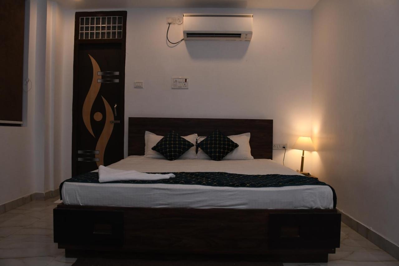 Hotel Vista Palace Patna  Kültér fotó