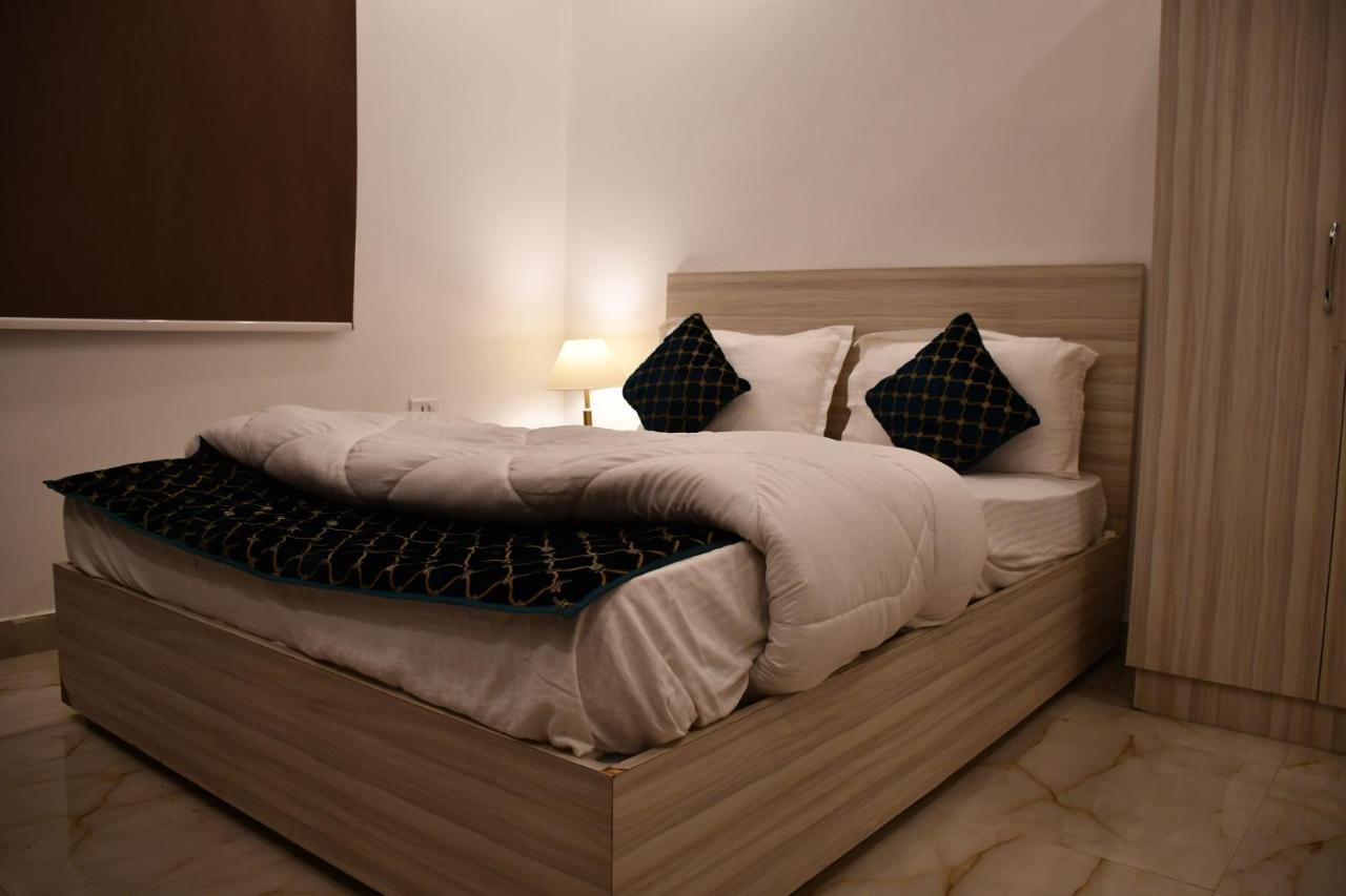 Hotel Vista Palace Patna  Kültér fotó