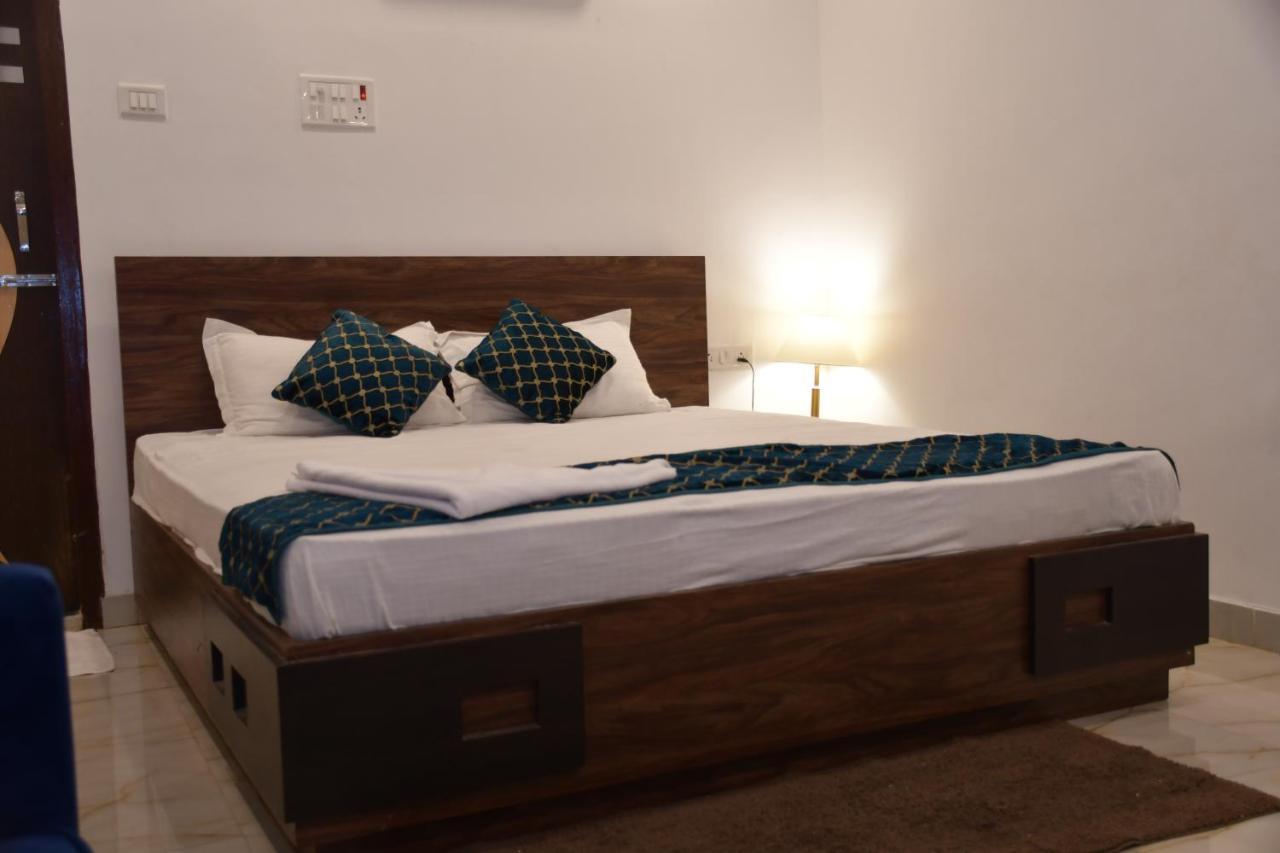 Hotel Vista Palace Patna  Kültér fotó